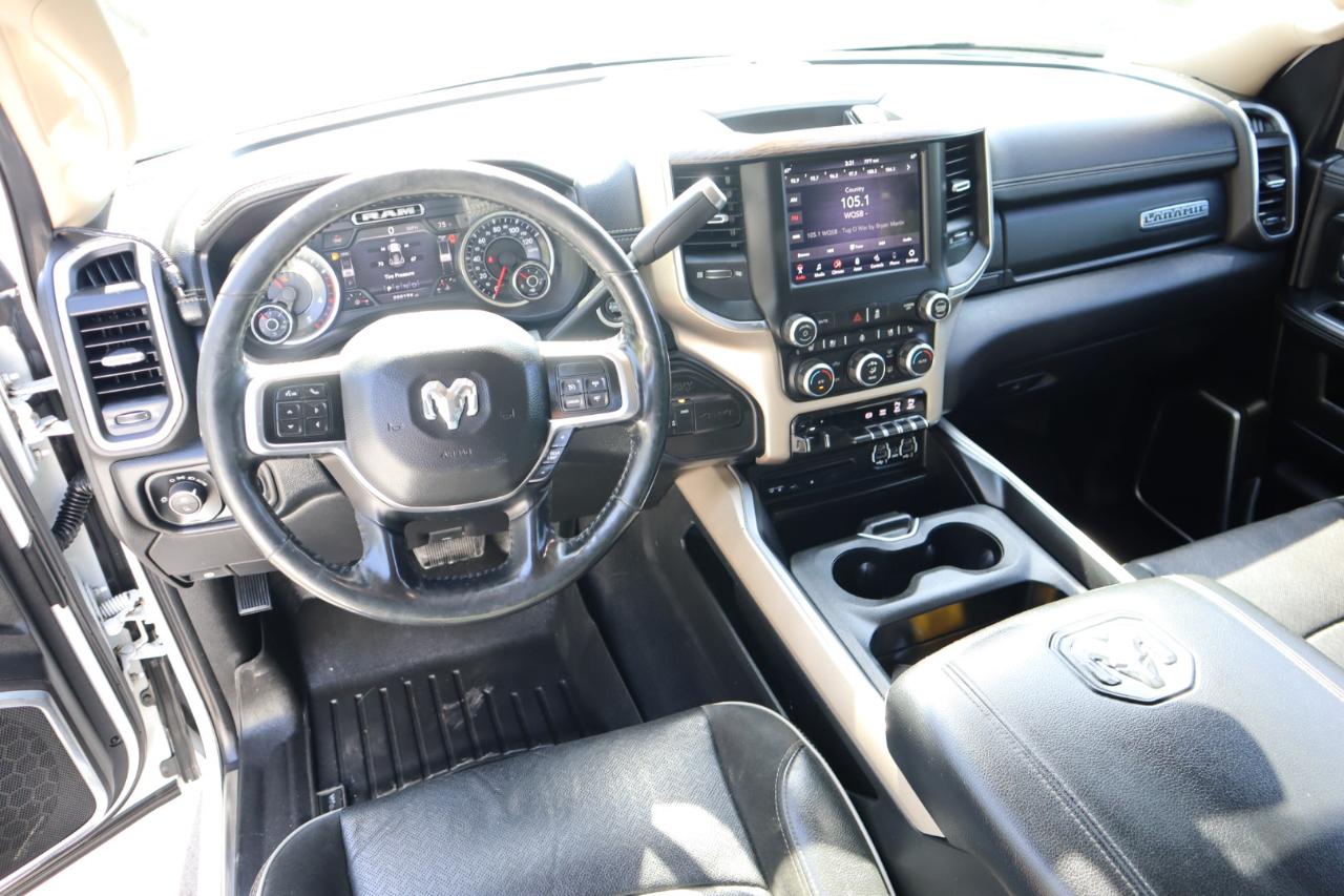 RAM 2500 Laramie 4x4 Mega Cab 6'4" Box 2019