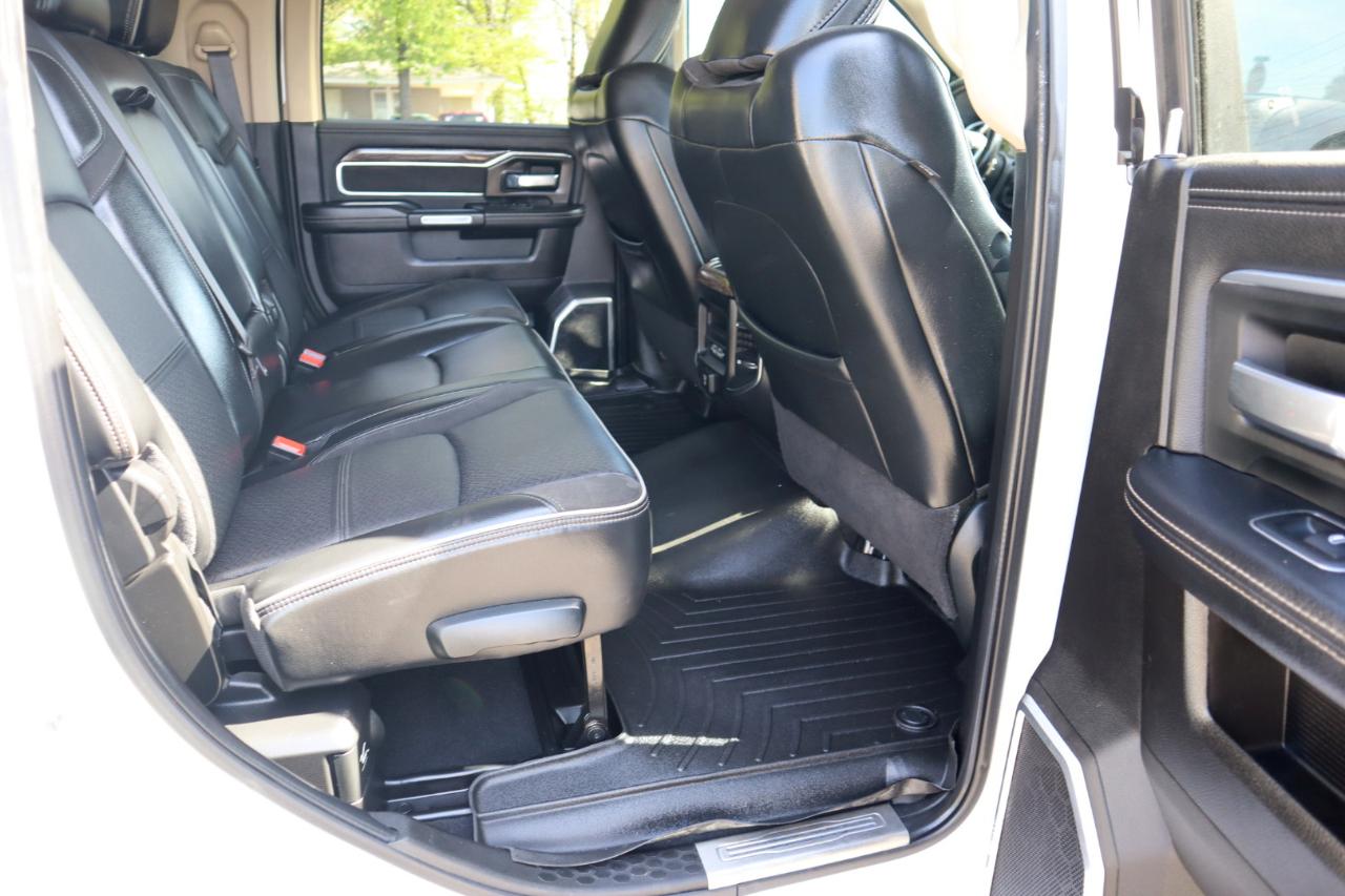 RAM 2500 Laramie 4x4 Mega Cab 6'4" Box 2019