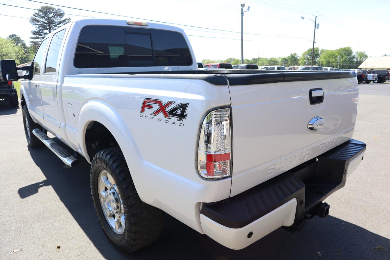 Ford Super Duty F-250 SRW 4WD Crew Cab 156" Lariat 2015