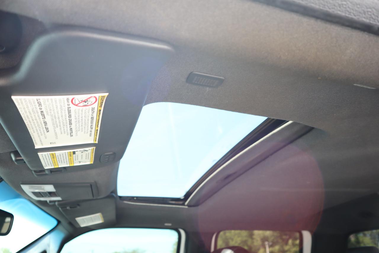 Ford Super Duty F-250 SRW 4WD Crew Cab 156" Lariat 2015