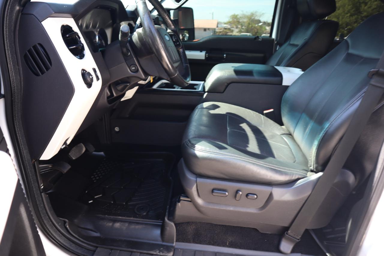 Ford Super Duty F-250 SRW 4WD Crew Cab 156" Lariat 2015