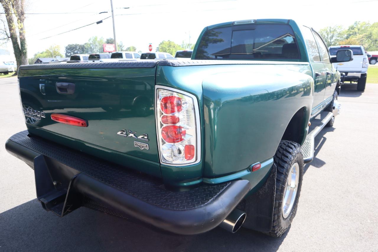 Dodge Ram 3500 4dr Quad Cab 160.5" WB DRW 4WD SLT 2003