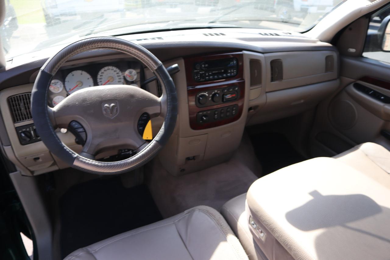 Dodge Ram 3500 4dr Quad Cab 160.5" WB DRW 4WD SLT 2003