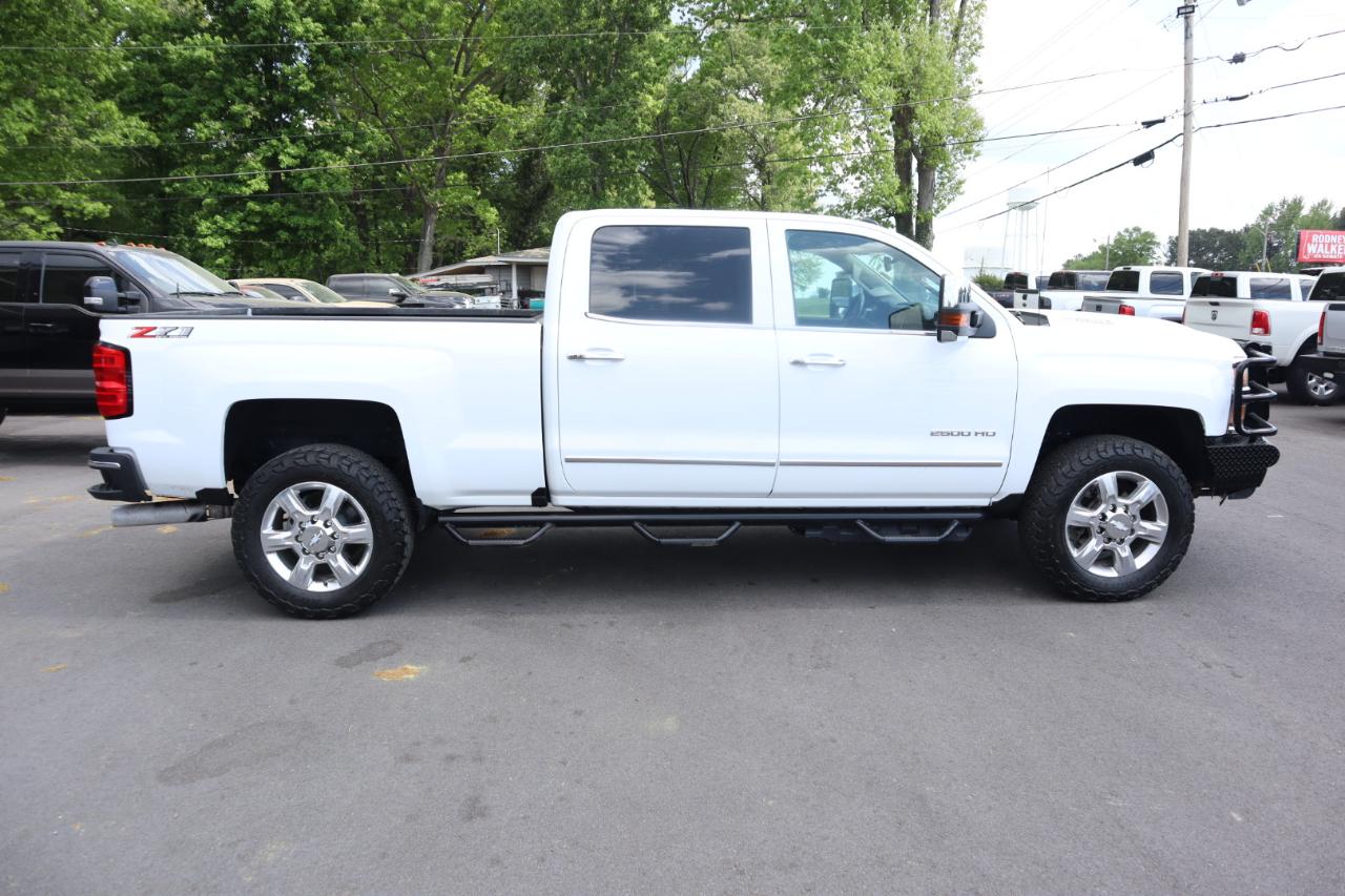 Chevrolet Silverado 2500HD 4WD Crew Cab 153.7" LTZ 2018