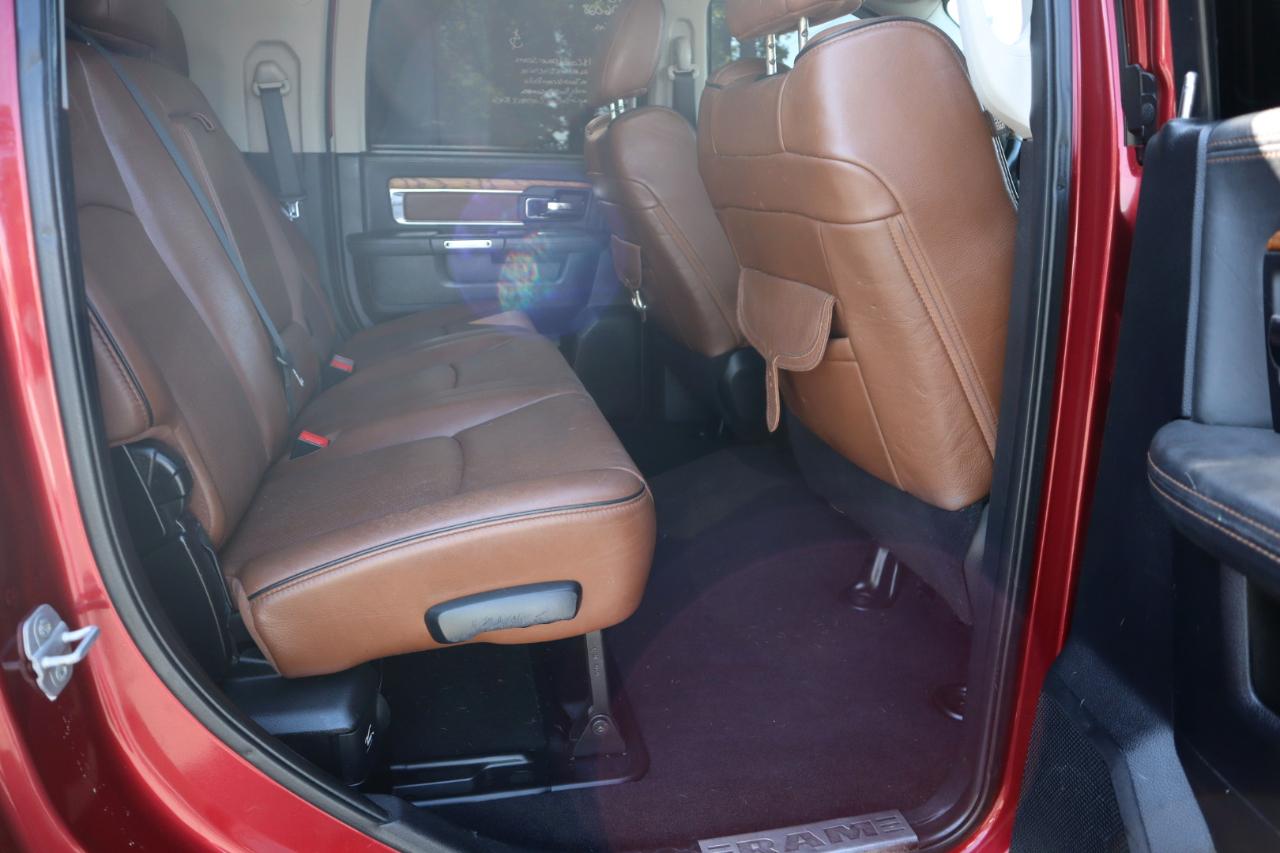 RAM 3500 4WD Mega Cab 160.5" Longhorn 2015