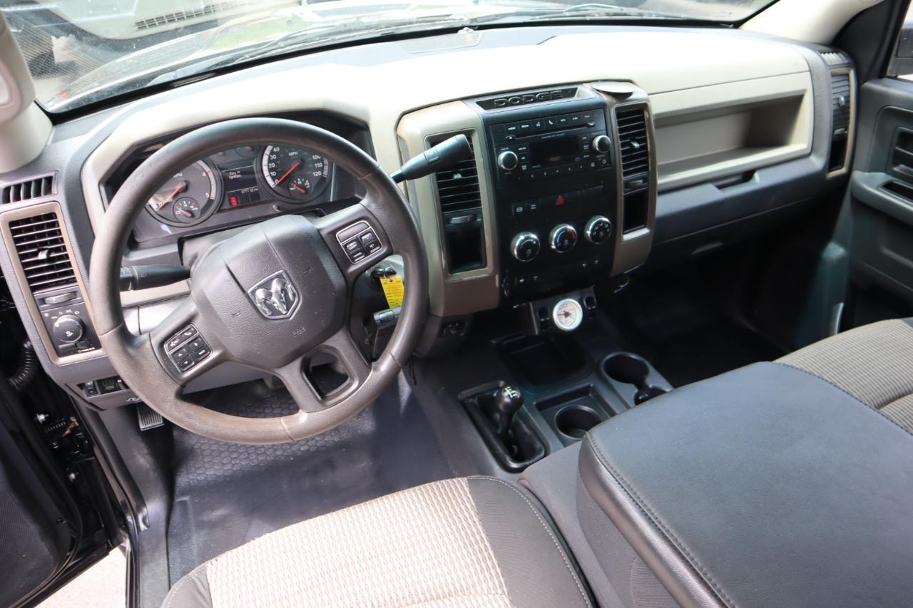 RAM 3500 4WD Crew Cab 172" WB 60" CA ST 2012