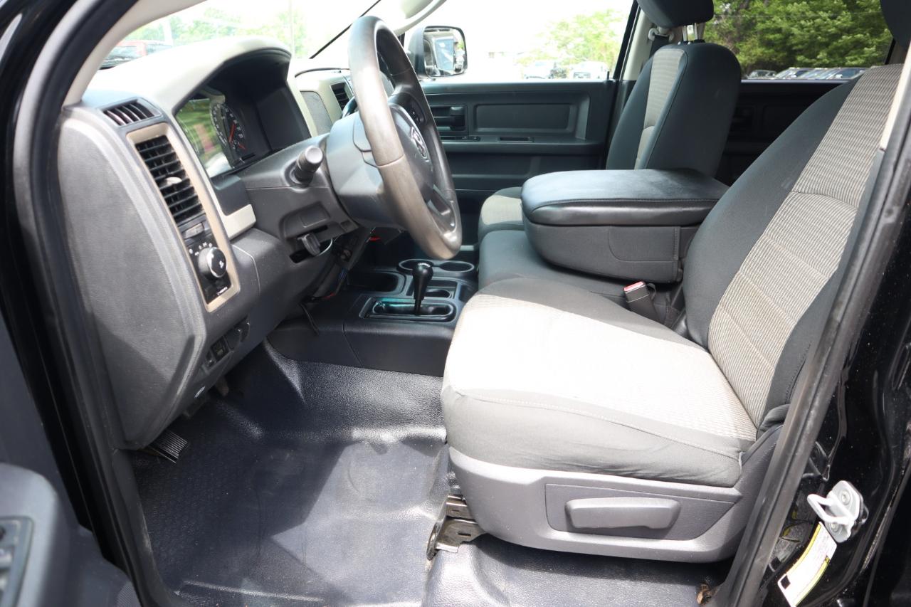 RAM 3500 4WD Crew Cab 172" WB 60" CA ST 2012