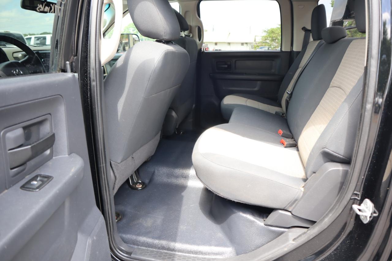 RAM 3500 4WD Crew Cab 172" WB 60" CA ST 2012