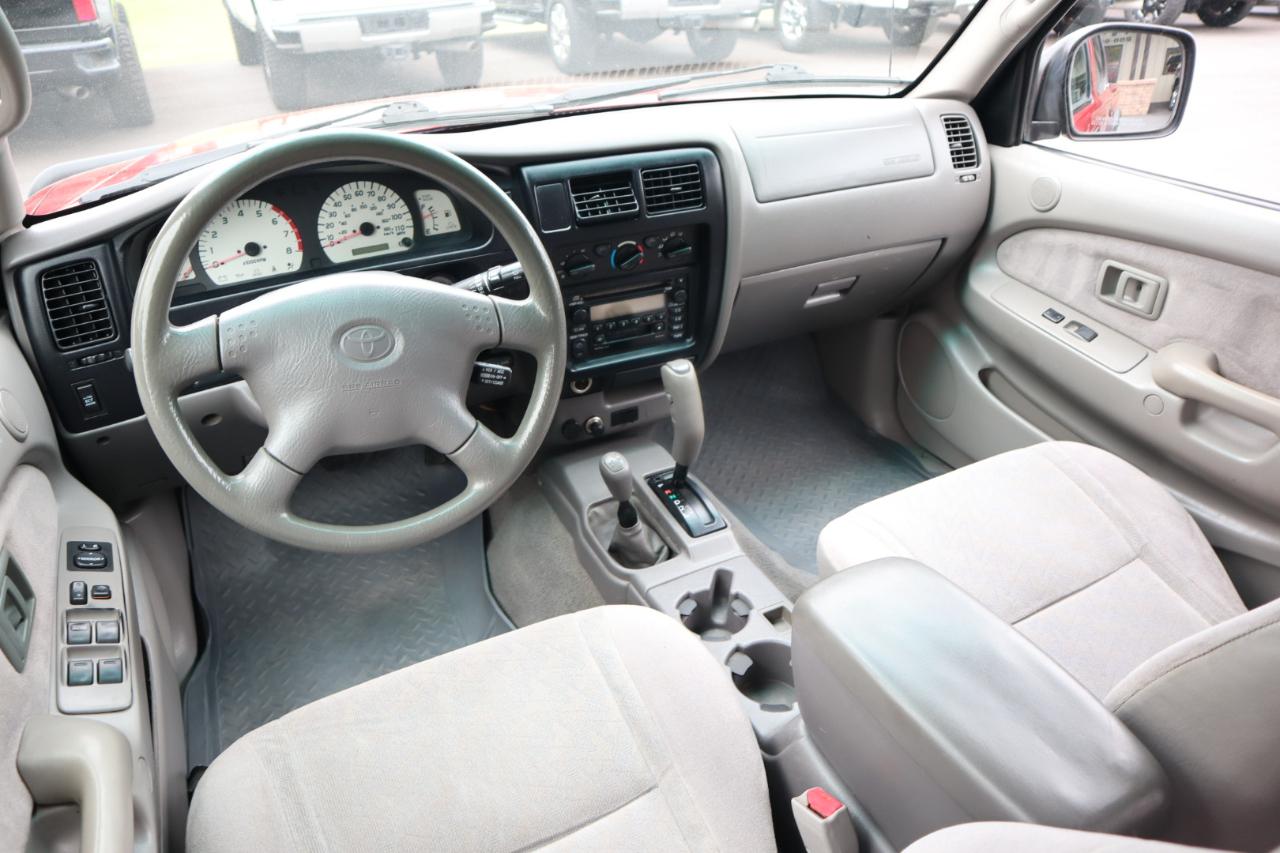 Toyota Tacoma DoubleCab V6 Auto 4WD (Natl) 2004