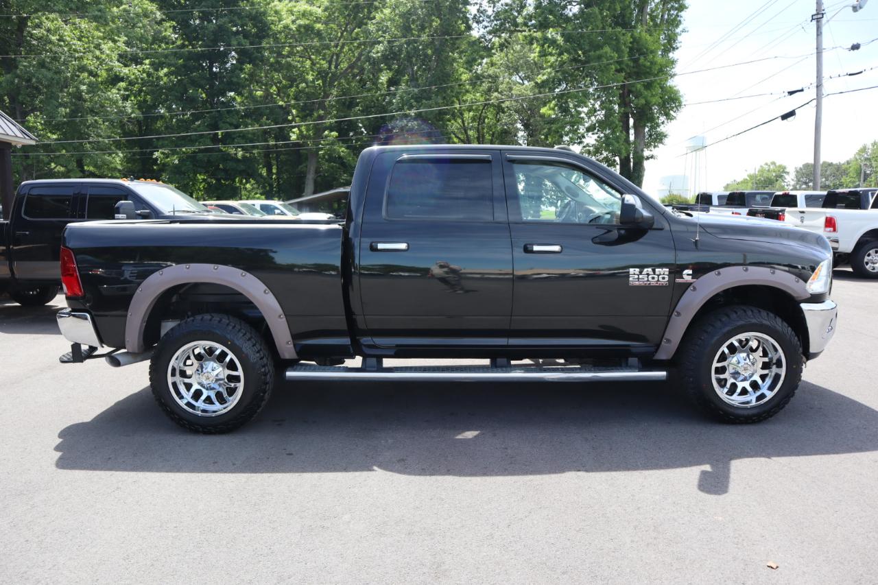 RAM 2500 Big Horn 4x4 Crew Cab 6'4" Box 2017