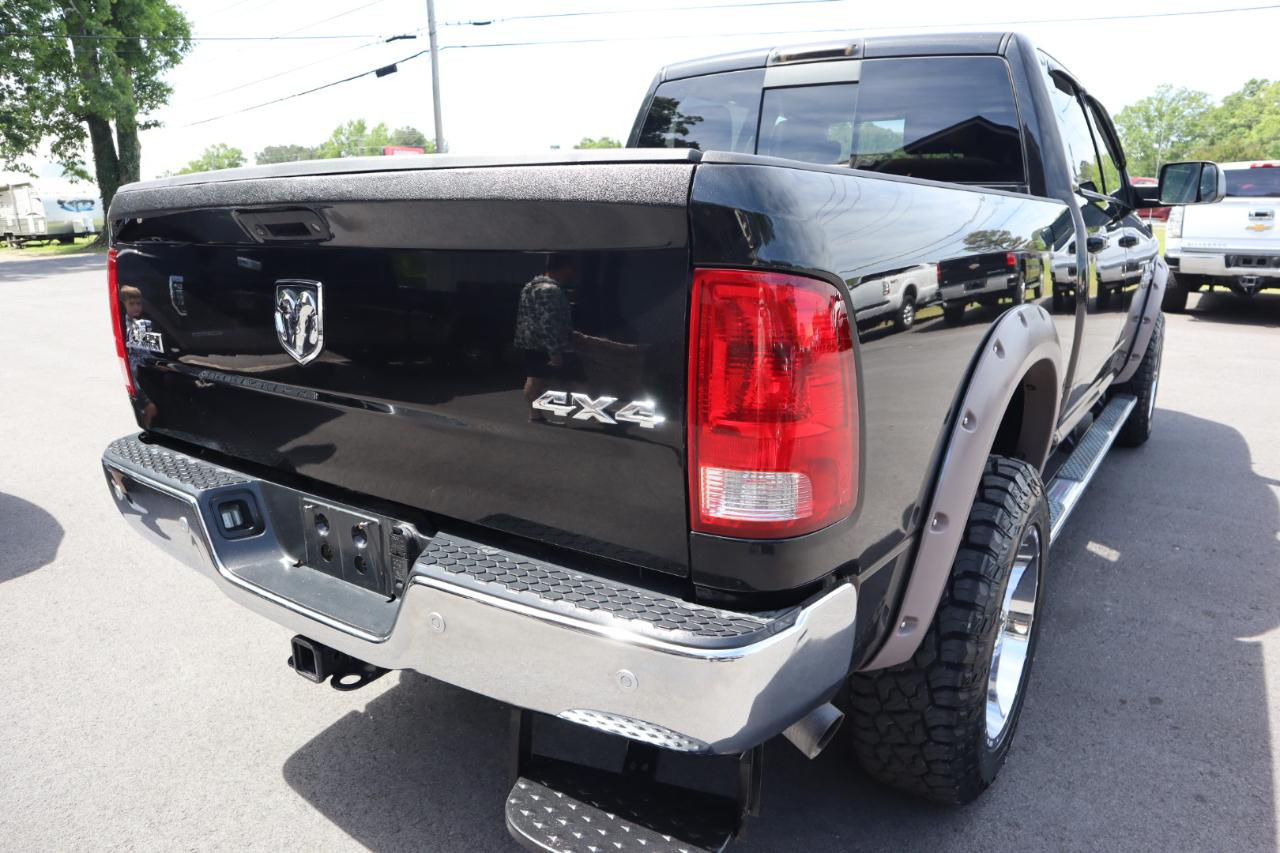 RAM 2500 Big Horn 4x4 Crew Cab 6'4" Box 2017