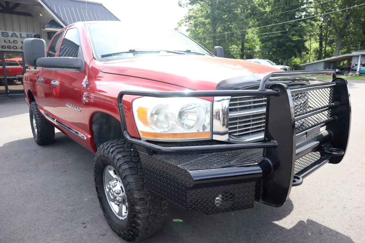 Dodge Ram 2500 4dr Quad Cab 140.5 4WD Laramie 2006
