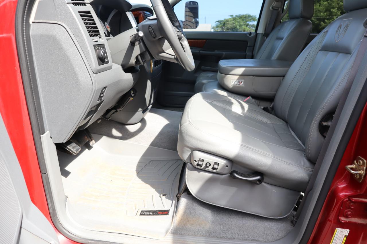 Dodge Ram 2500 4dr Quad Cab 140.5 4WD Laramie 2006