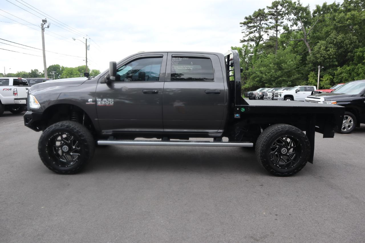 RAM 2500 Tradesman 4x4 Crew Cab 6'4" Box 2018