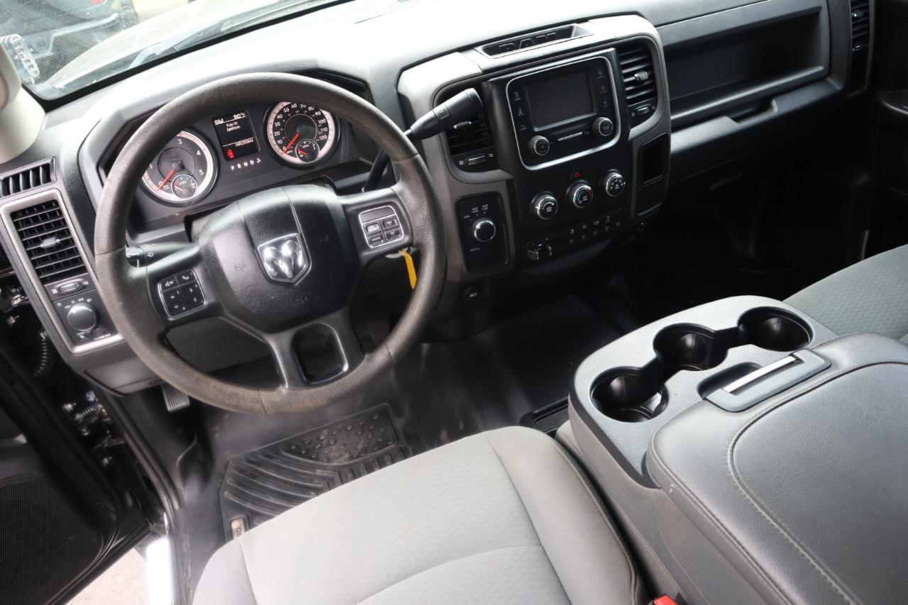 RAM 2500 Tradesman 4x4 Crew Cab 6'4" Box 2018