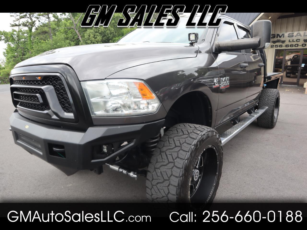 RAM 2500 Tradesman 4x4 Crew Cab 6'4" Box 2018