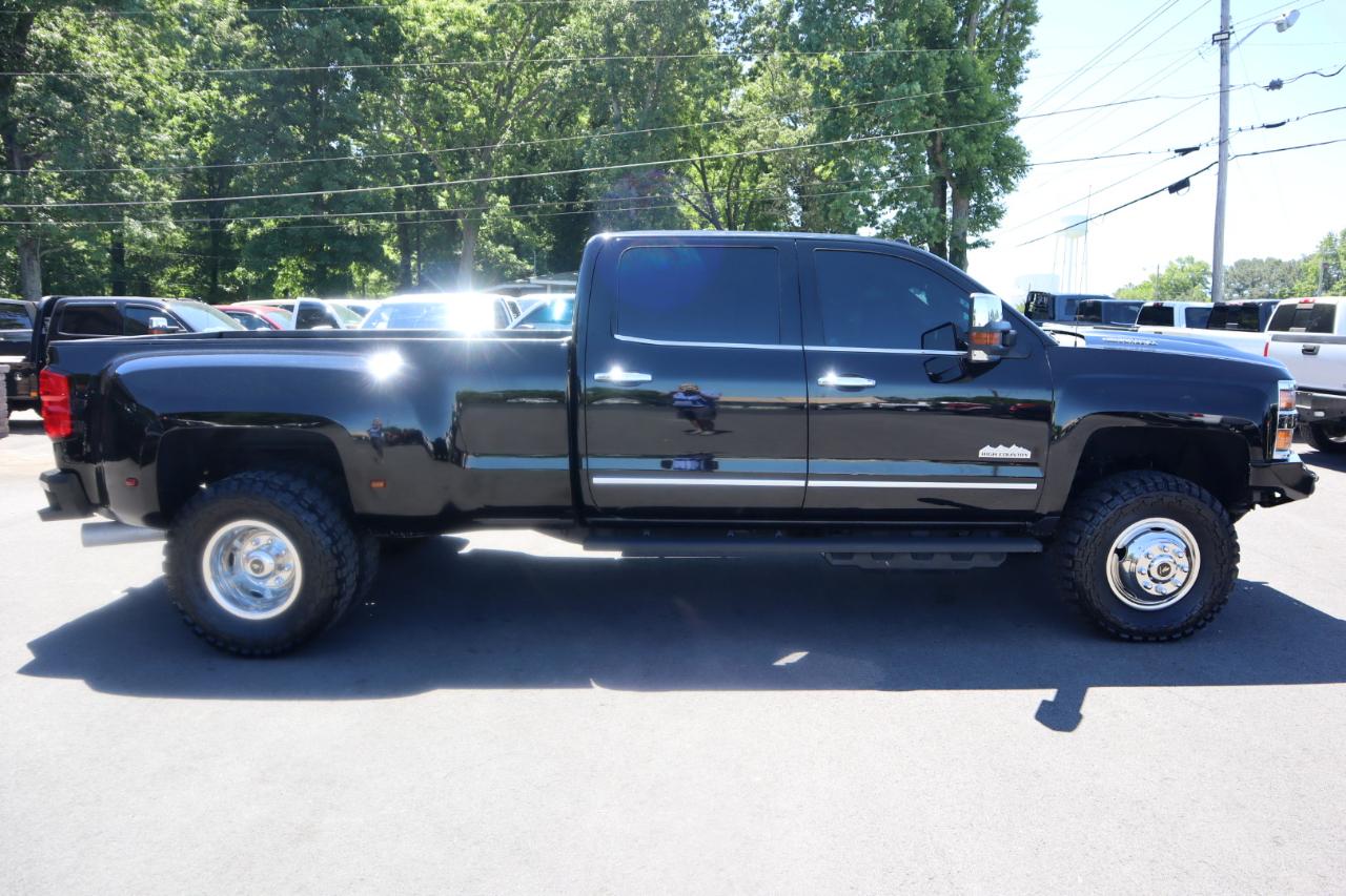 Chevrolet Silverado 3500HD 4WD Crew Cab 167.7" High Country 2018