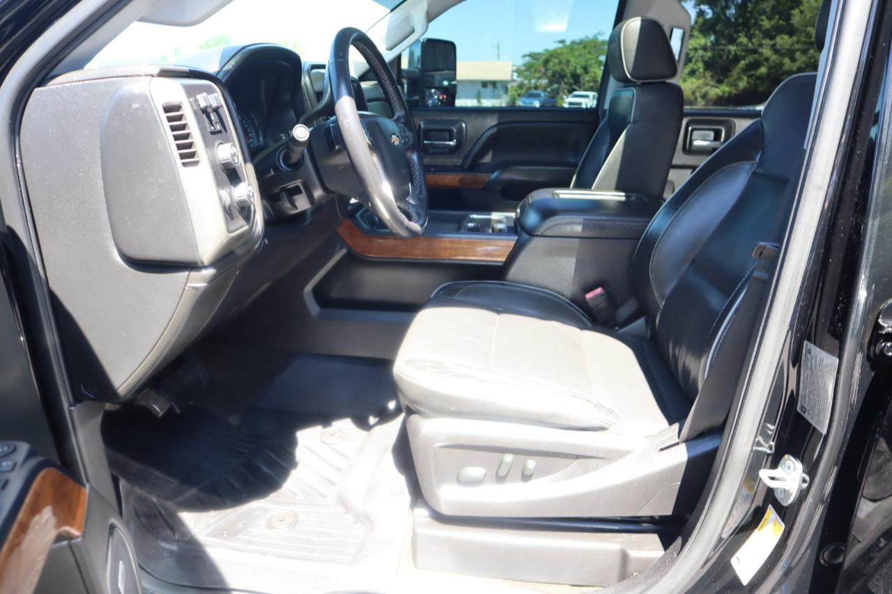 Chevrolet Silverado 3500HD 4WD Crew Cab 167.7" High Country 2018