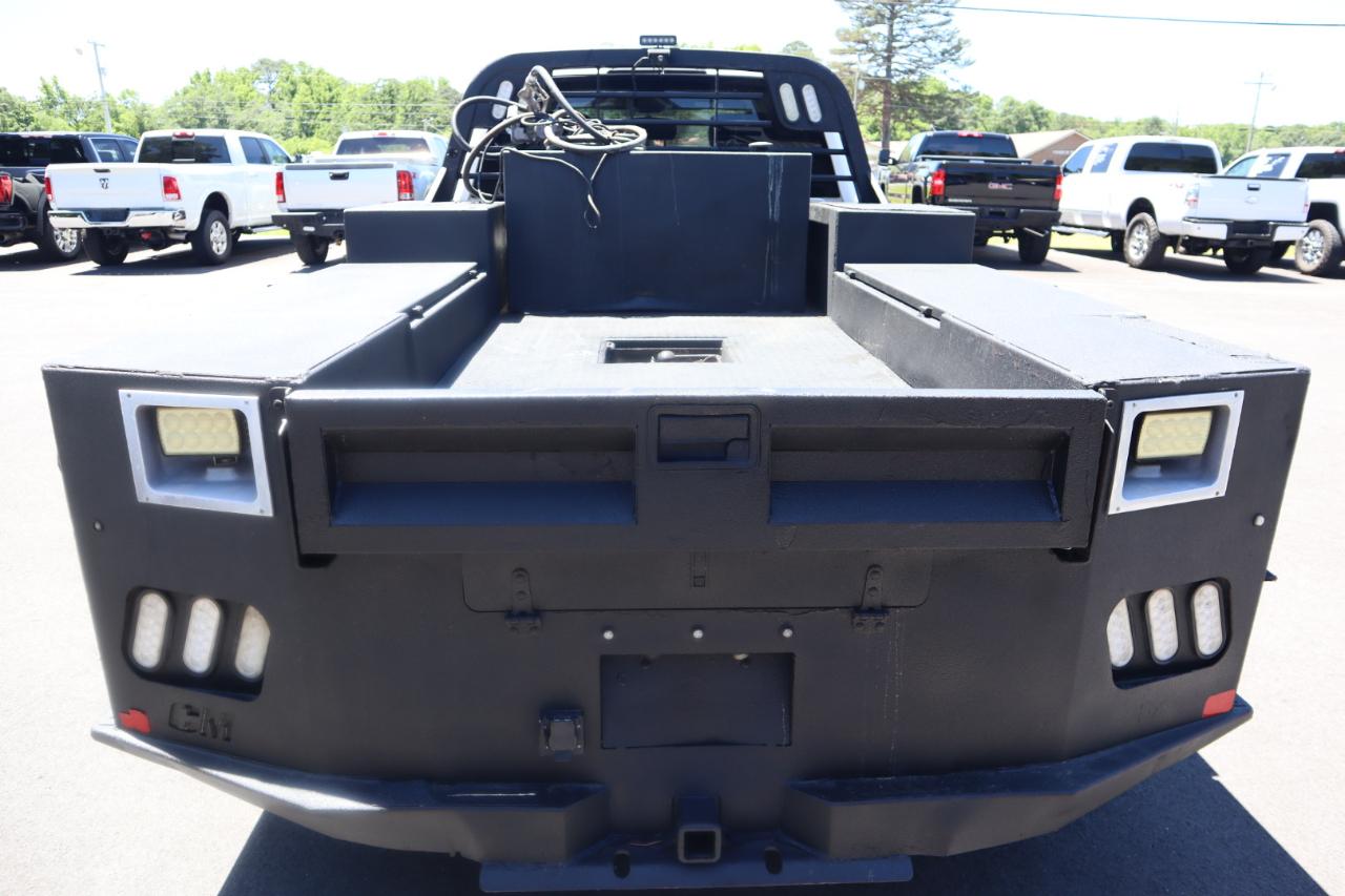 Ford Super Duty F-350 DRW Lariat 4WD Crew Cab 179" WB 60" CA 2019