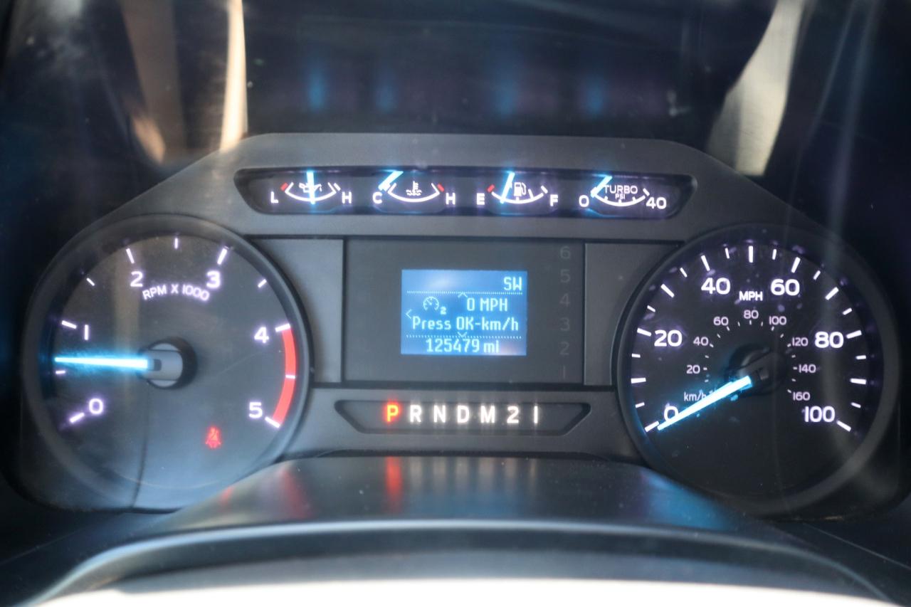 Ford Super Duty F-350 DRW Lariat 4WD Crew Cab 179" WB 60" CA 2019