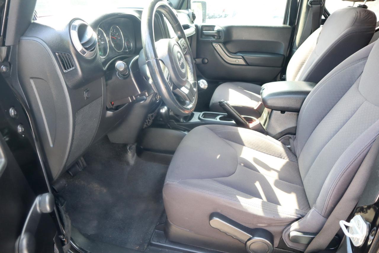 Jeep Wrangler 4WD 2dr Sport 2014