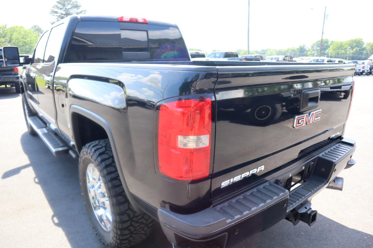 GMC Sierra 2500HD 4WD Crew Cab 153.7" Denali 2018