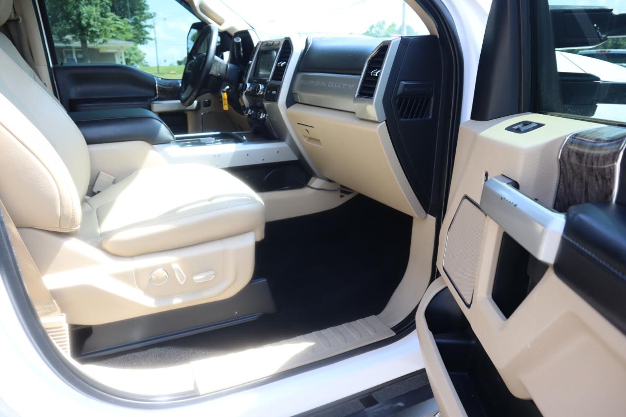 Ford Super Duty F-250 SRW Lariat 4WD Crew Cab 6.75' Box 2019