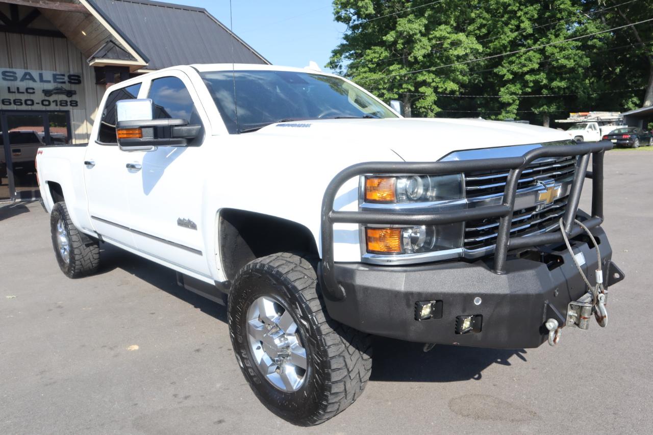 Chevrolet Silverado 2500HD 4WD Crew Cab 153.7" High Country 2016