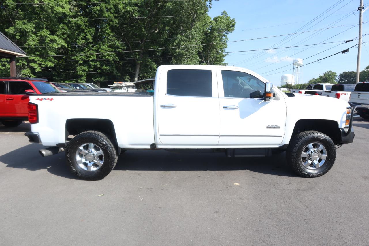 Chevrolet Silverado 2500HD 4WD Crew Cab 153.7" High Country 2016
