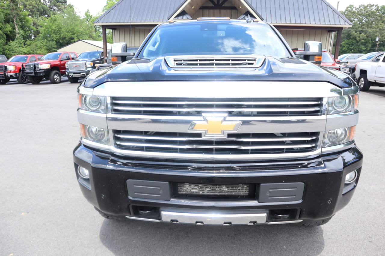 Chevrolet Silverado 2500HD 4WD Crew Cab 153" High Country 2017
