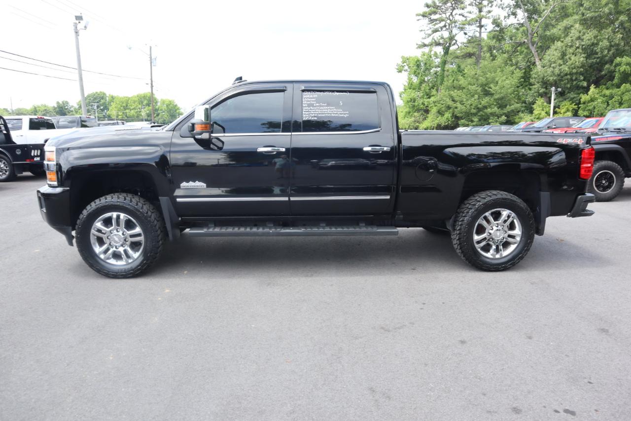 Chevrolet Silverado 2500HD 4WD Crew Cab 153" High Country 2017