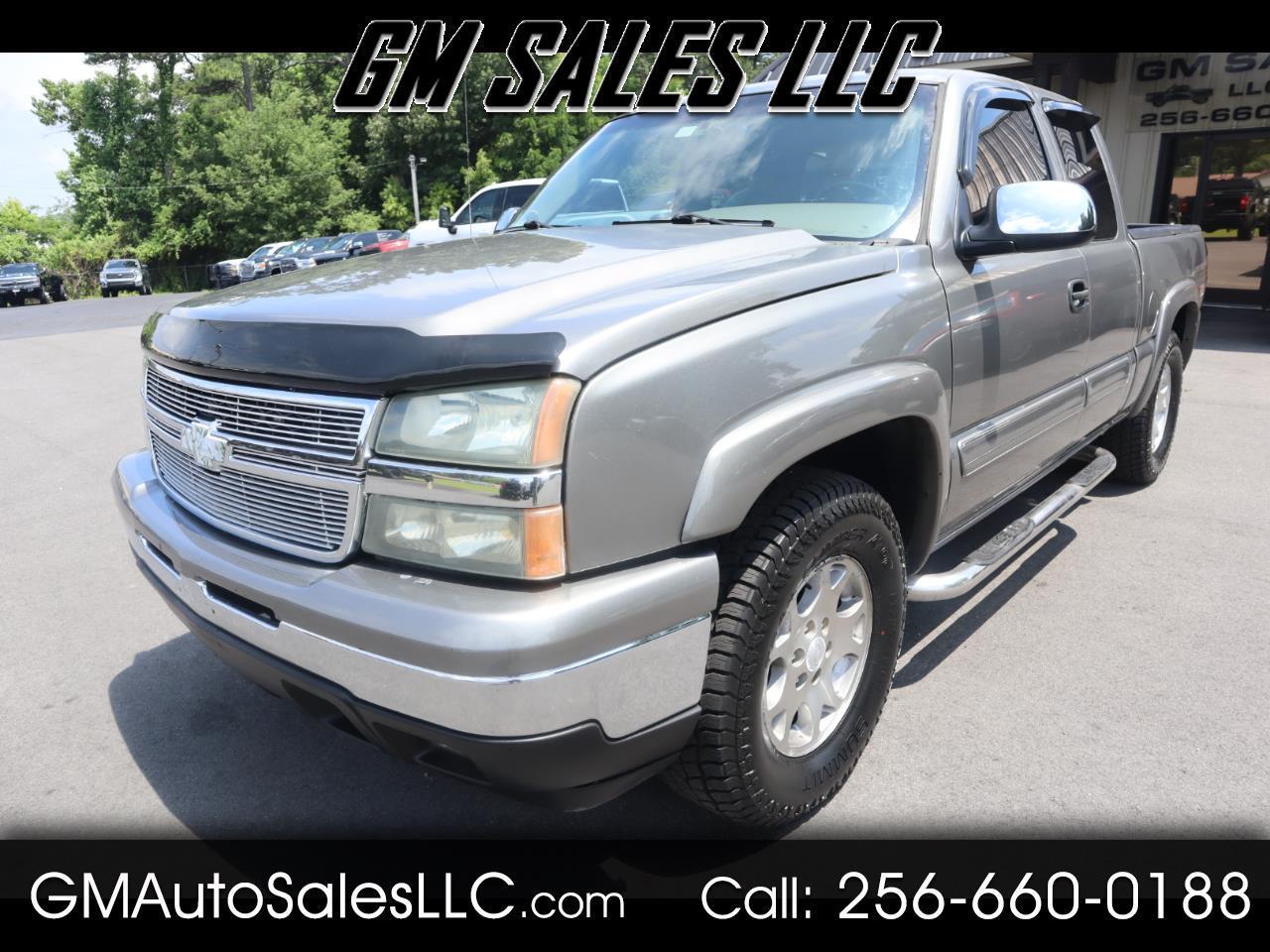 2006 Chevrolet Silverado 1500 Ext Cab 134.0" WB 4WD LT3