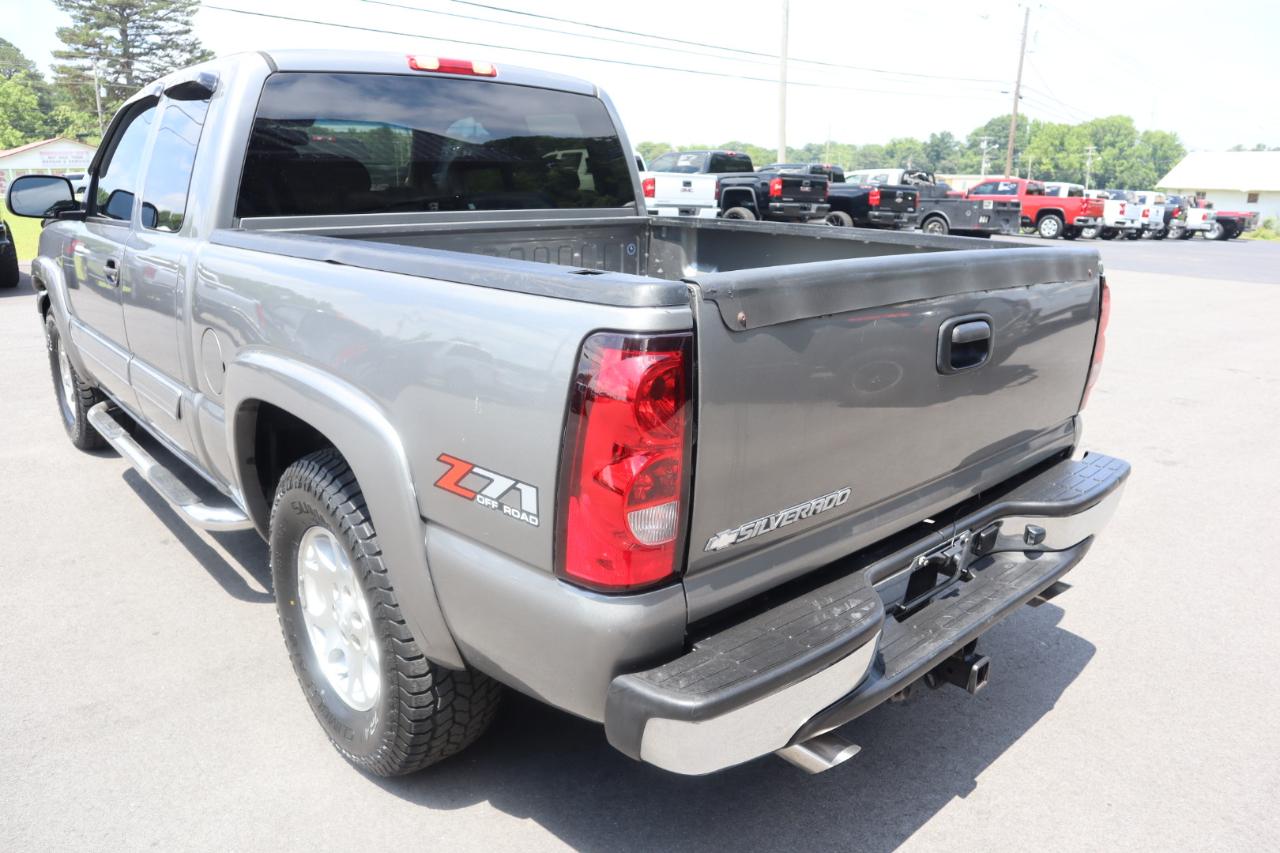Chevrolet Silverado 1500 Ext Cab 134.0" WB 4WD LT3 2006