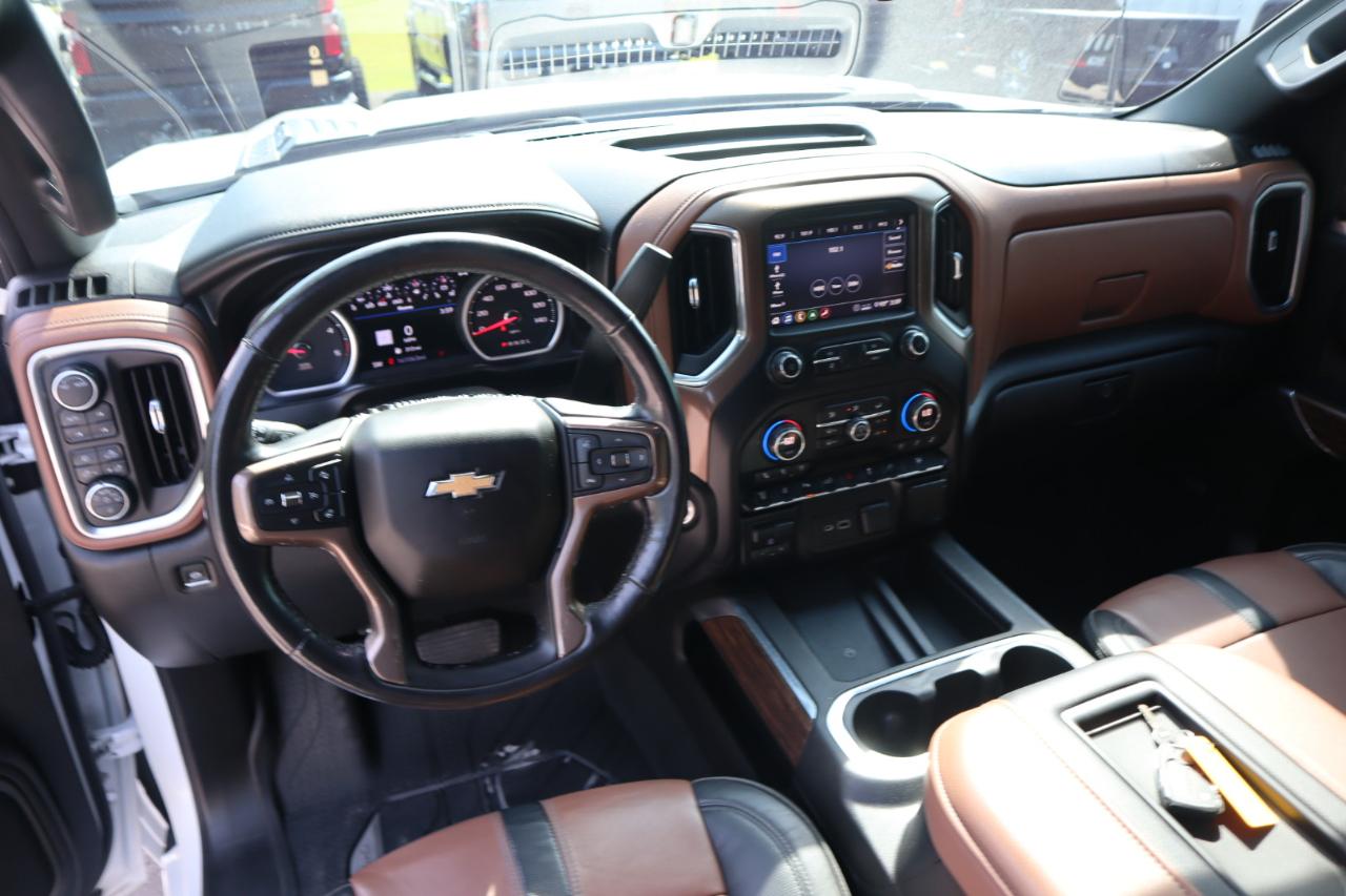 Chevrolet Silverado 3500HD 4WD Crew Cab 172" High Country 2020