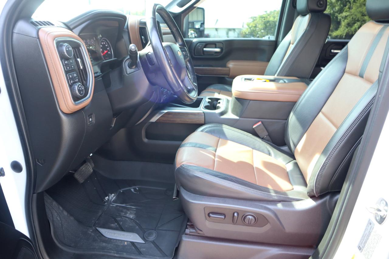 Chevrolet Silverado 3500HD 4WD Crew Cab 172" High Country 2020