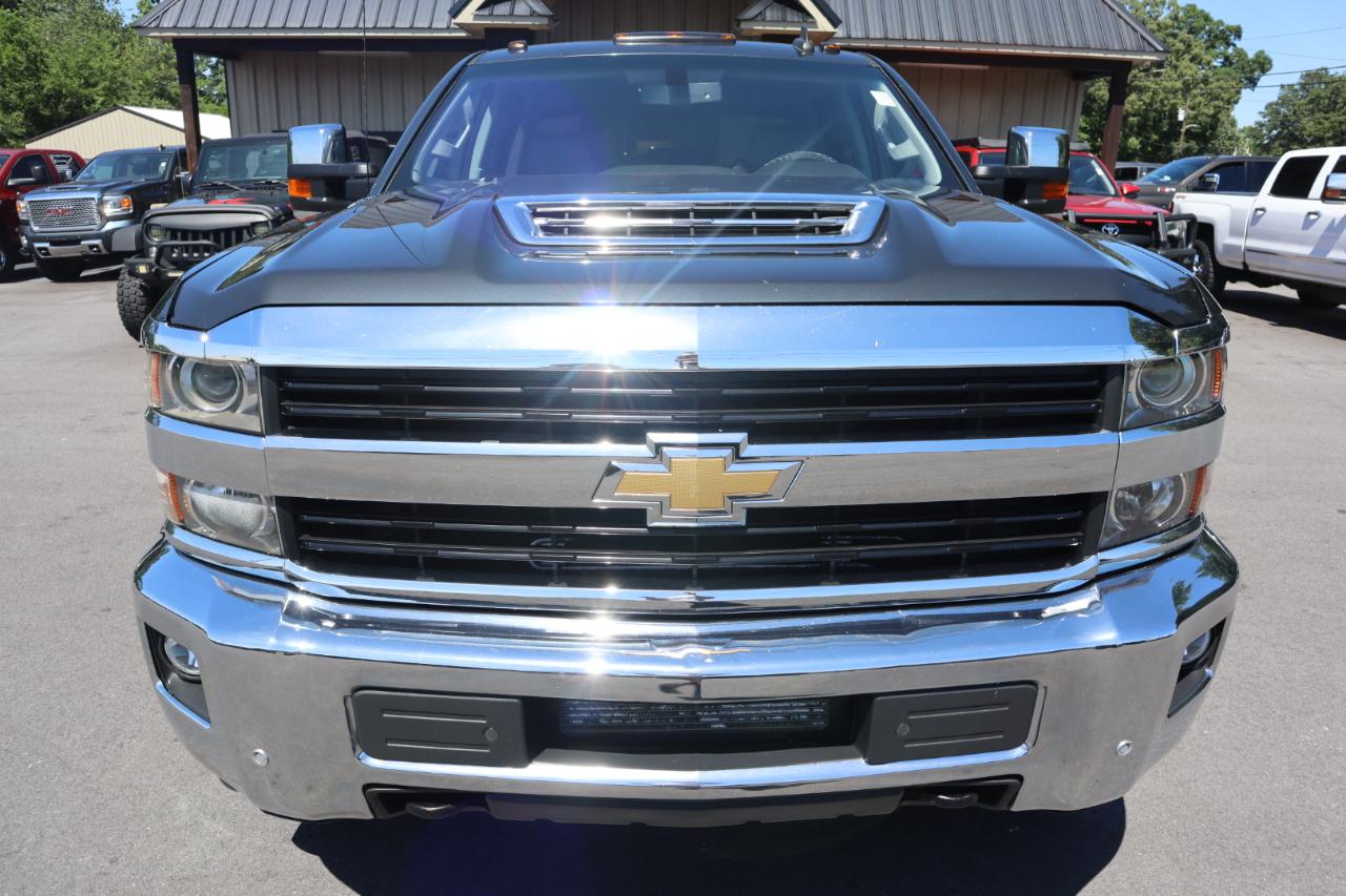 Chevrolet Silverado 2500HD 4WD Crew Cab 153.7" LTZ 2017