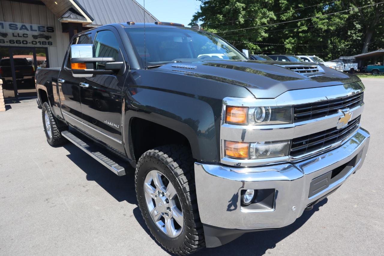 Chevrolet Silverado 2500HD 4WD Crew Cab 153.7" LTZ 2017