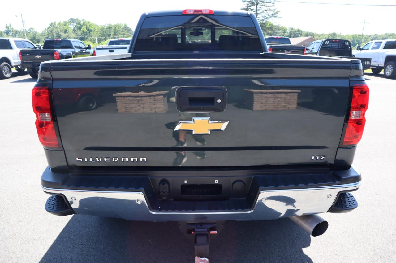 Chevrolet Silverado 2500HD 4WD Crew Cab 153.7" LTZ 2017
