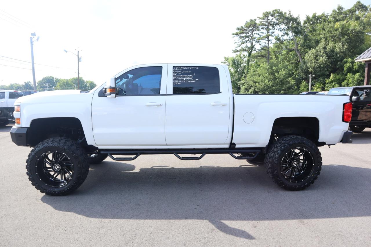 Chevrolet Silverado 2500HD 4WD Crew Cab 153.7" High Country 2017