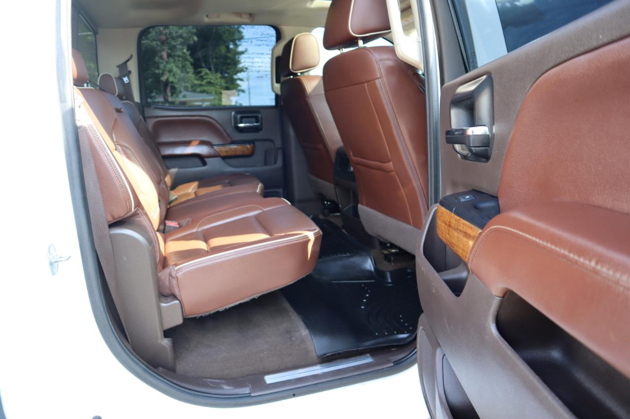 Chevrolet Silverado 2500HD 4WD Crew Cab 153.7" High Country 2017