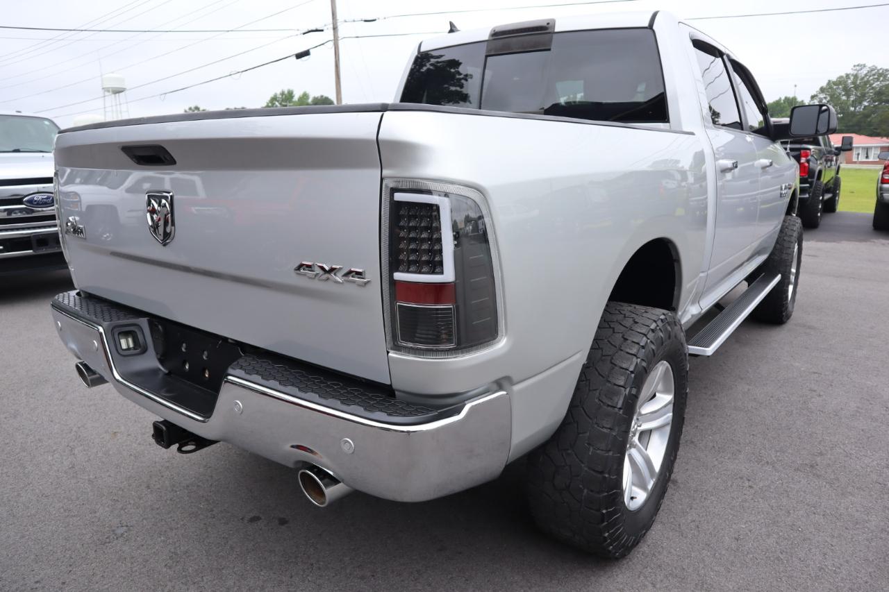 RAM 1500 4WD Crew Cab 140.5" Big Horn 2014
