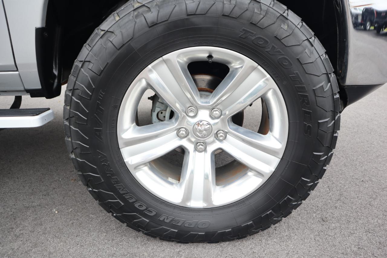 RAM 1500 4WD Crew Cab 140.5" Big Horn 2014