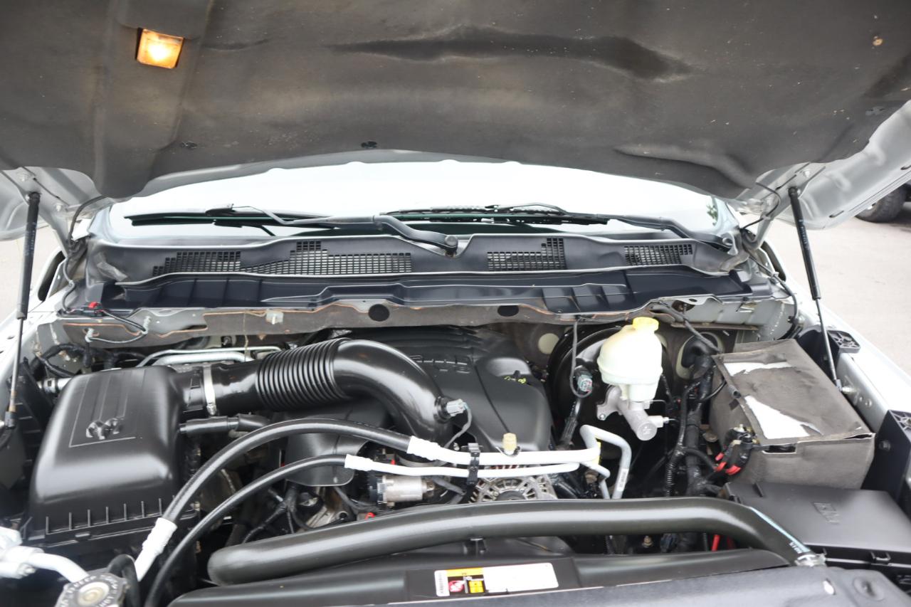 RAM 1500 4WD Crew Cab 140.5" Big Horn 2014