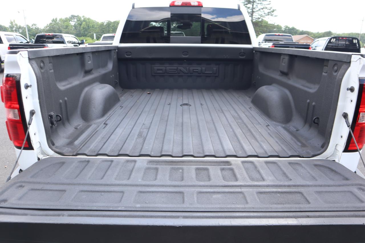 GMC Sierra 2500HD 4WD Crew Cab 153.7" Denali 2017