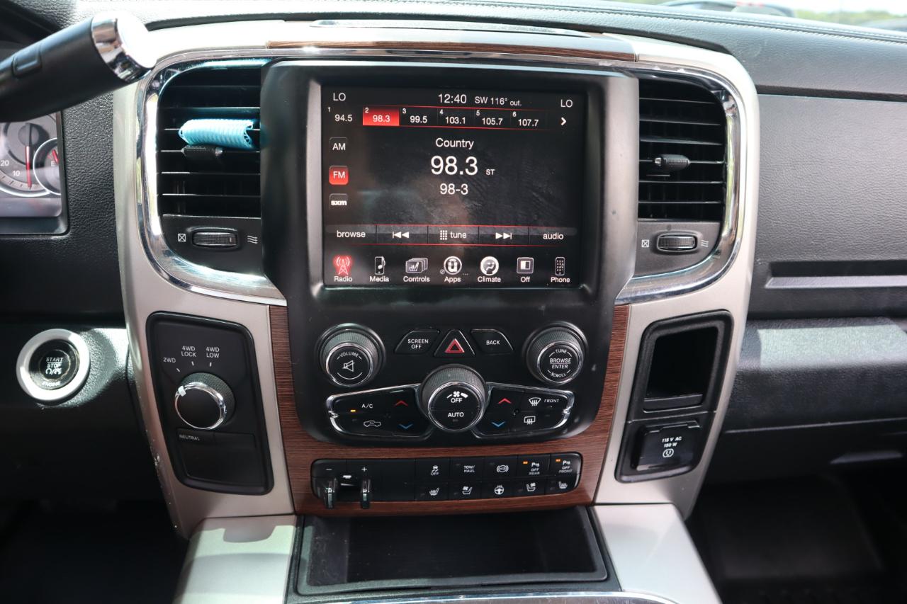 RAM 3500 4WD Mega Cab 160.5" Laramie 2016