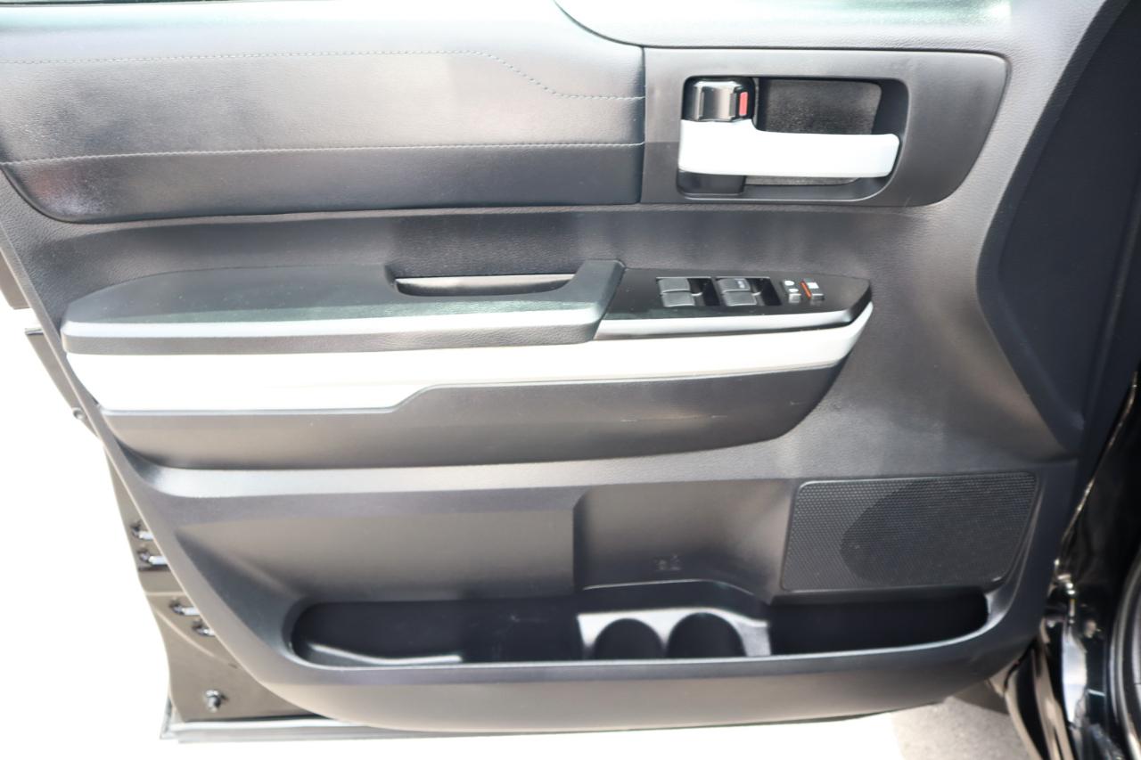 Toyota Tundra 4WD Limited CrewMax 5.5' Bed 5.7L (Natl) 2021
