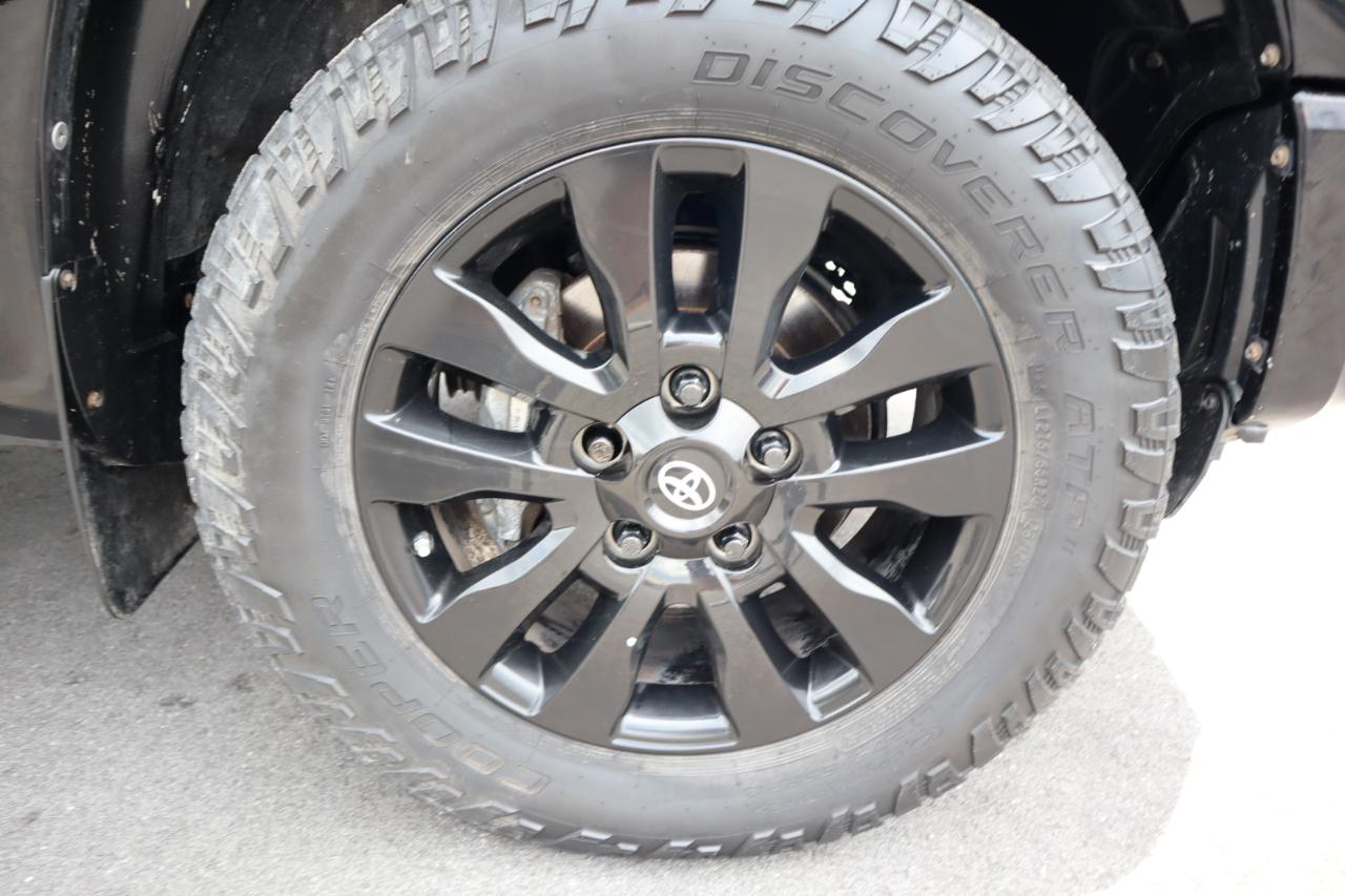 Toyota Tundra 4WD Limited CrewMax 5.5' Bed 5.7L (Natl) 2021