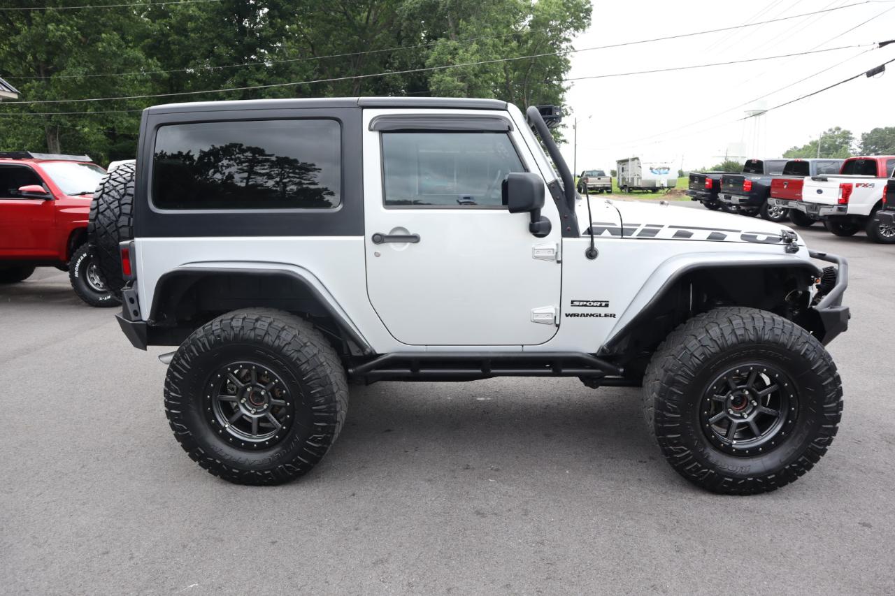 Jeep Wrangler 4WD 2dr Sport 2012