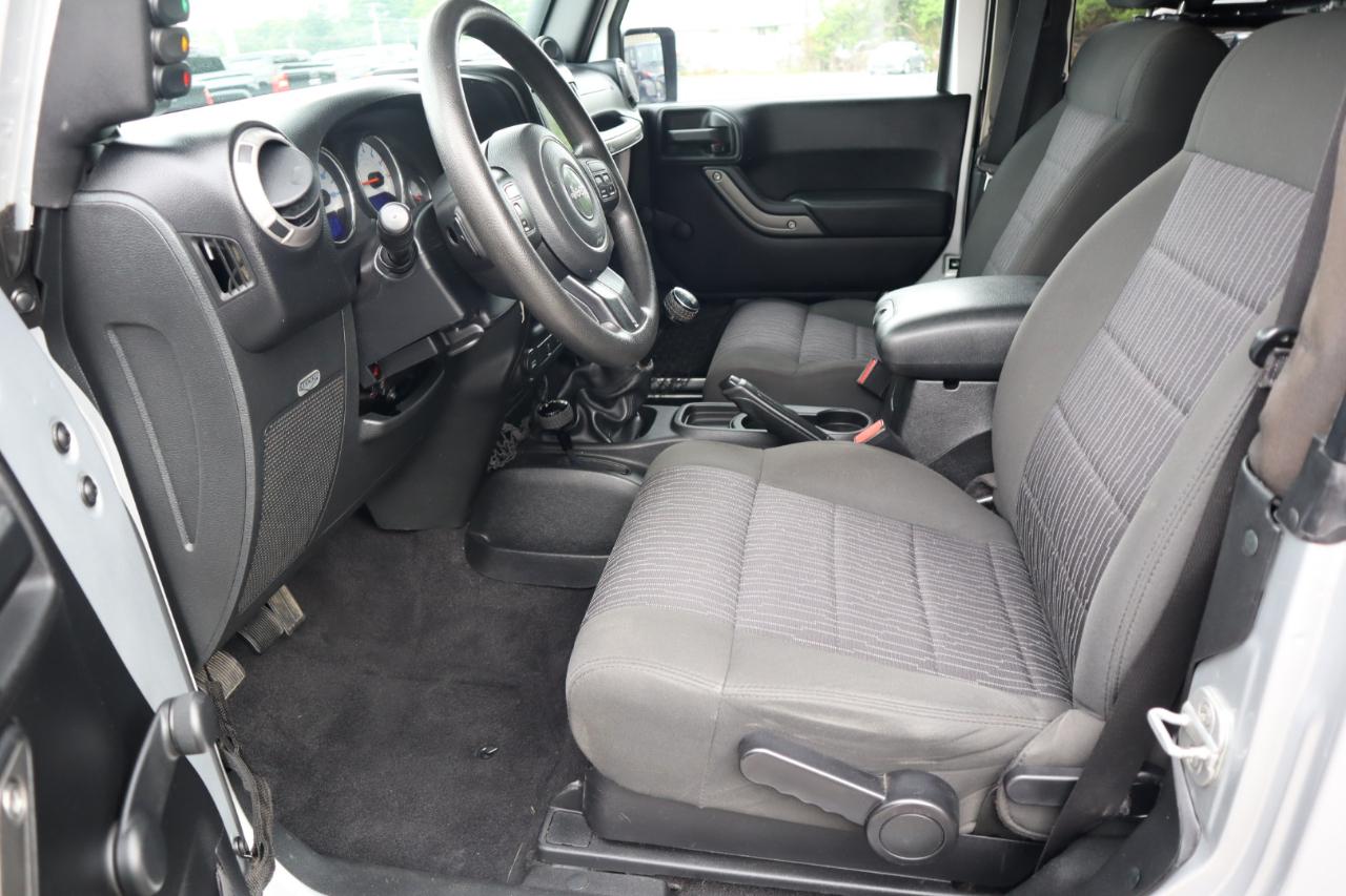 Jeep Wrangler 4WD 2dr Sport 2012