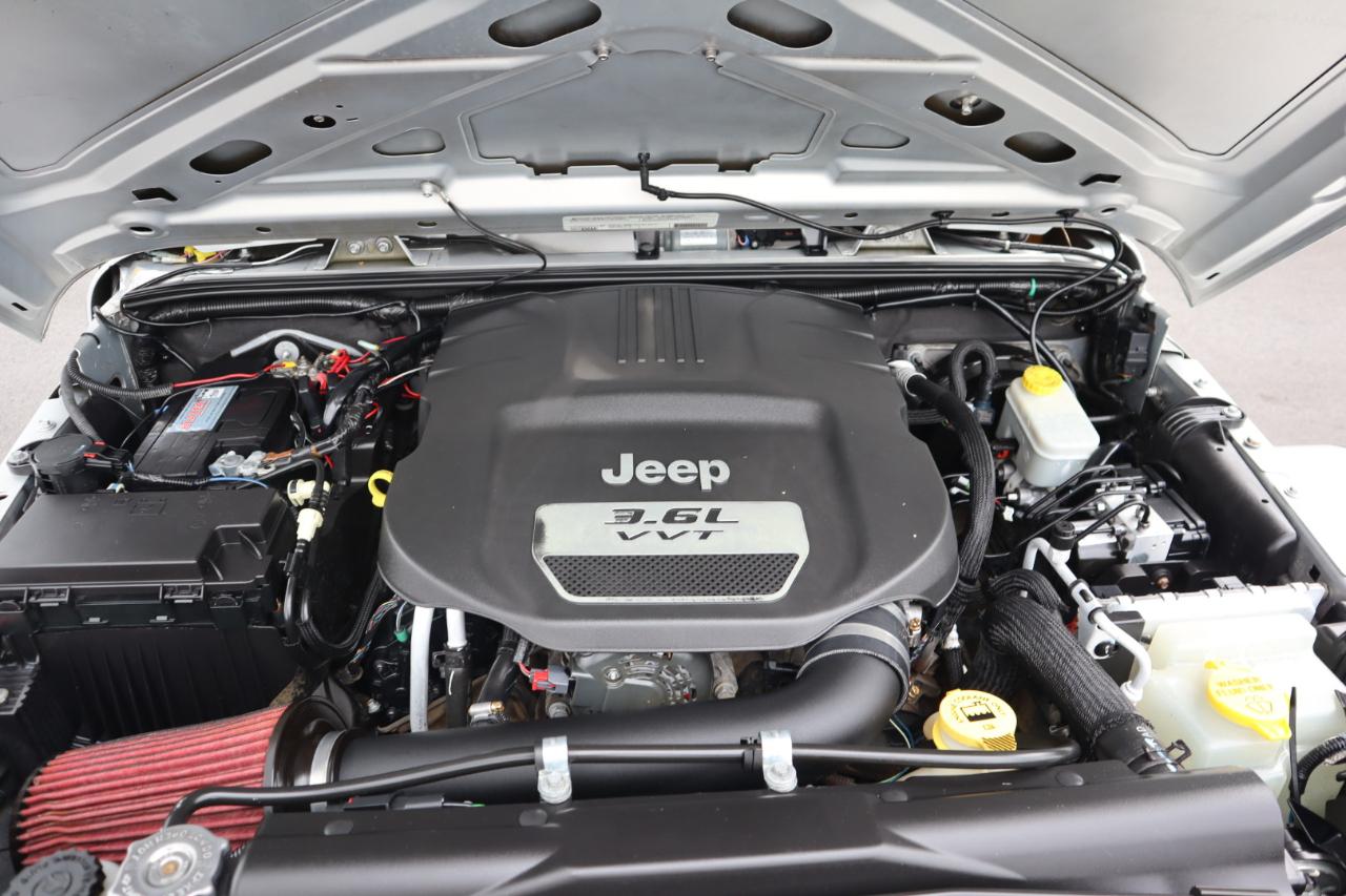 Jeep Wrangler 4WD 2dr Sport 2012